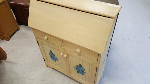 Thrift Store «GCF Donation Center & Store (Wilmington)», reviews and photos, 709 S Kerr Ave, Wilmington, NC 28403, USA