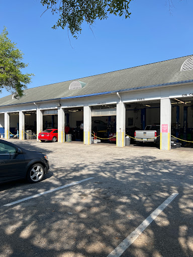 Car Repair and Maintenance «Pep Boys Auto Service & Tire», reviews and photos, 8397 Baymeadows Rd, Jacksonville, FL 32256, USA