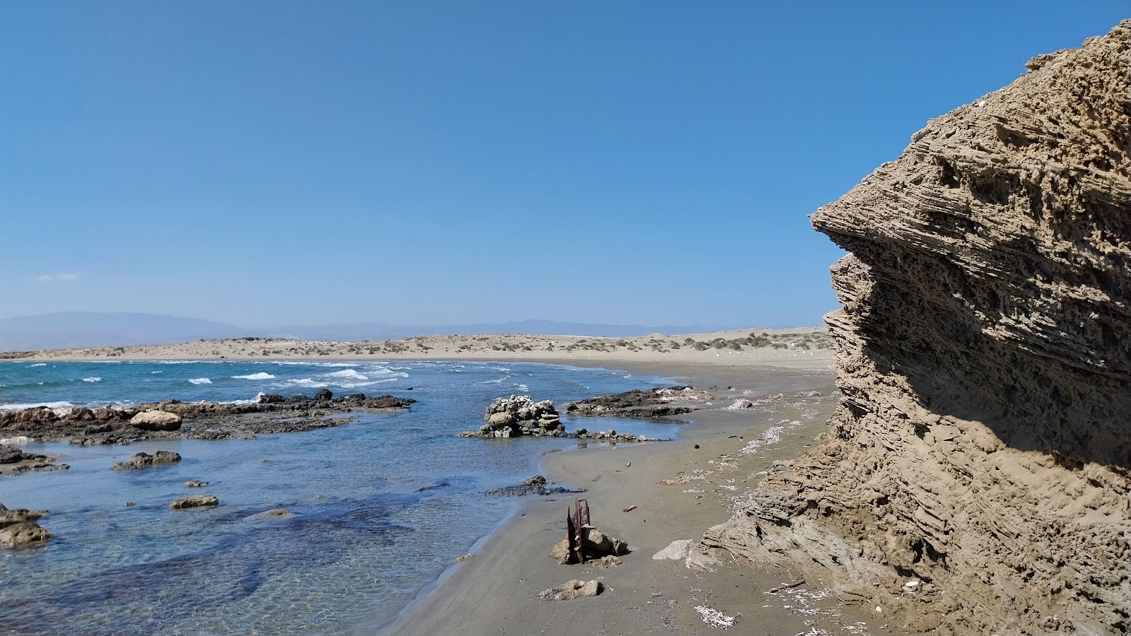 Akrotiri Sand Dunes Beach'in fotoğrafı çok temiz temizlik seviyesi ile