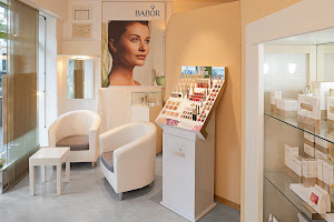 Kosmetik-Institut Meisterbetrieb Tagesbeautyfarm