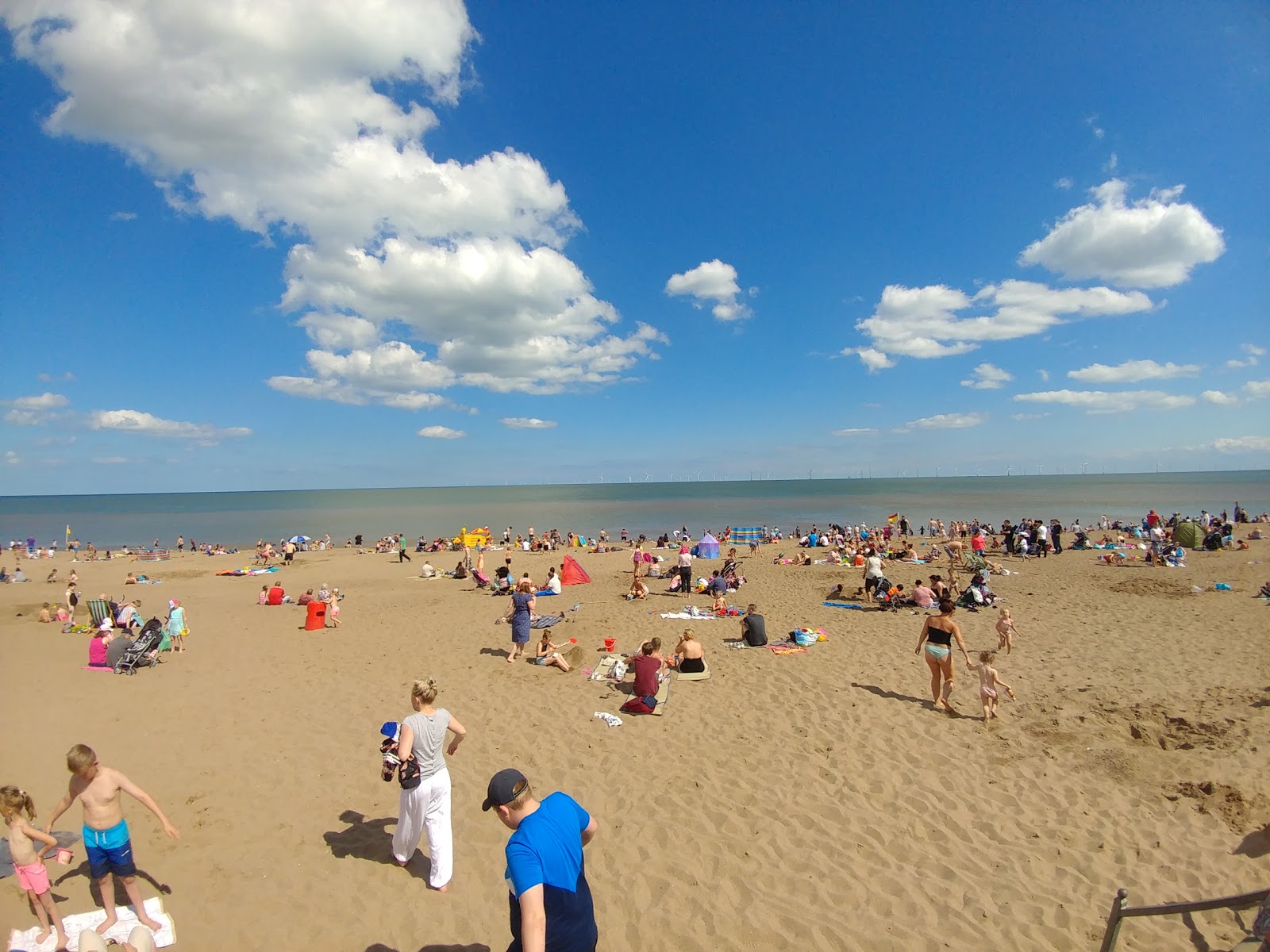 Foto de Praia de Ingoldmells com areia brilhante superfície