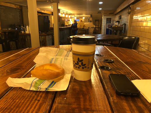 Coffee Shop «Grounded Coffee House», reviews and photos, 306 S Cavin St, Ligonier, IN 46767, USA