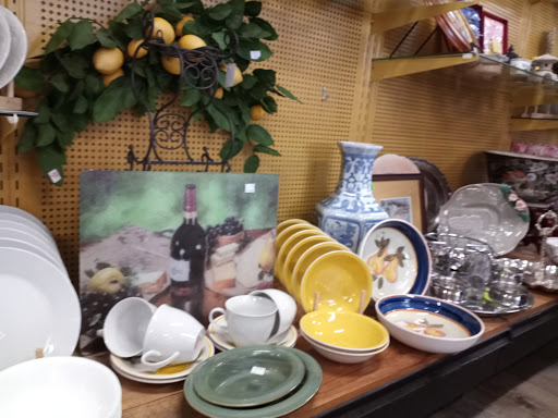 Thrift Store «Assistance League Thrift Shop», reviews and photos