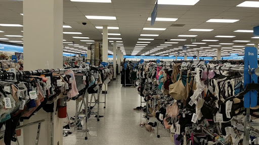 Clothing Store «Ross Dress for Less», reviews and photos, 12115 Biscayne Blvd, North Miami, FL 33181, USA