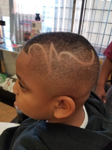 Barber Shop «cutties barber shop», reviews and photos, 1636 E Southern Ave, Phoenix, AZ 85040, USA