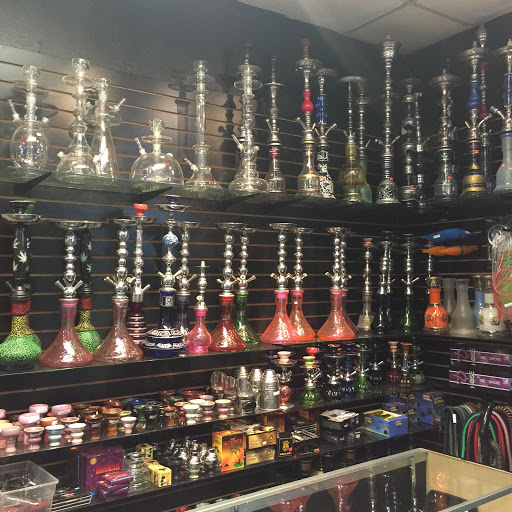 Tobacco Shop «Puffs Smoke Shop», reviews and photos, 9458 Whittier Blvd, Pico Rivera, CA 90660, USA