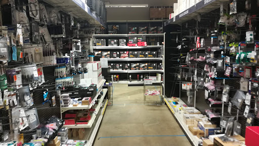 Computer Store «Micro Center», reviews and photos, 1957 E Joppa Rd, Parkville, MD 21234, USA