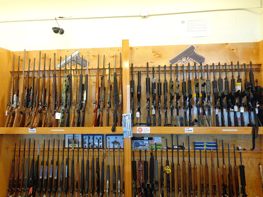 Pawn Shop «Money Market Pawn Shop», reviews and photos, 13607 SE Powell Blvd, Portland, OR 97236, USA