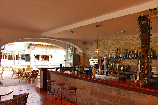 Dodo Garden Lounge Bar & Restaurant
