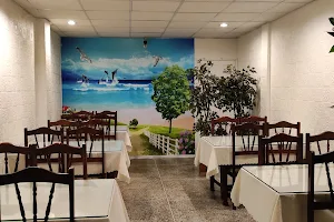 Huang’s Chinese Restaurant image