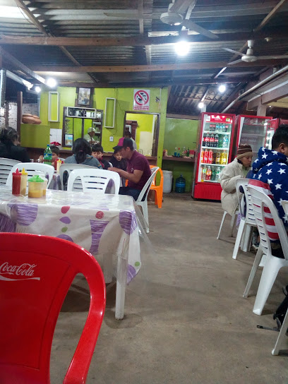 Restaurante SAZÓN - C/ Alma Cruceña esq, Rosita Pochi 204, Santa Cruz de la Sierra, Bolivia