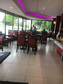Atmosphère du Restaurant asiatique Asian Grill à Saint-Cyr-l'École - n°5