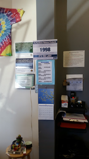 Tobacco Shop «Smokes & Such», reviews and photos, 3439 Dempster St, Skokie, IL 60076, USA