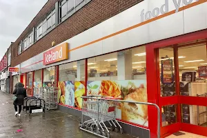 Iceland Supermarket Welling image