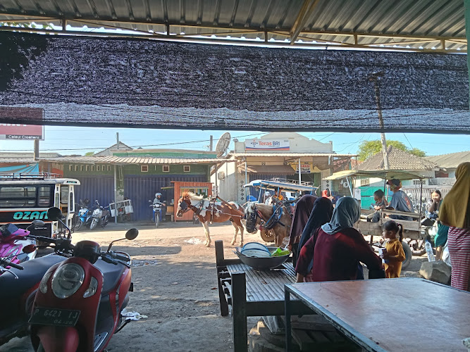 Pasar Tanjung Luar