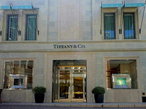 Jewelry Store «Tiffany & Co.», reviews and photos, 210 N Rodeo Dr, Beverly Hills, CA 90210, USA