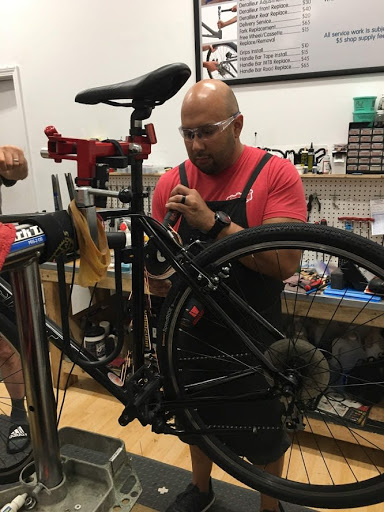 Bicycle Store «RTT Cycle Shop», reviews and photos, 5116 Main St B, Downers Grove, IL 60515, USA