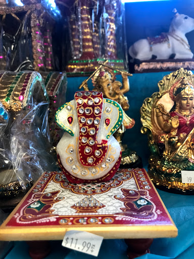 Indian Grocery Store «India Market & Eyebrow Threading», reviews and photos, 1265 Pleasant Grove Blvd #100, Roseville, CA 95747, USA