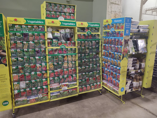 Grocery Store «H-E-B Grocery», reviews and photos, 407 S Adams St, Fredericksburg, TX 78624, USA