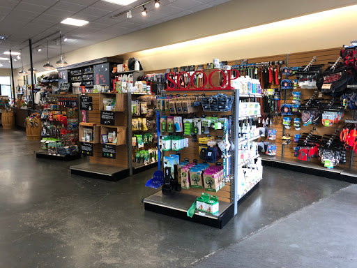 Pet Supply Store «Mud Bay», reviews and photos, 2750 77th Ave SE, Mercer Island, WA 98040, USA