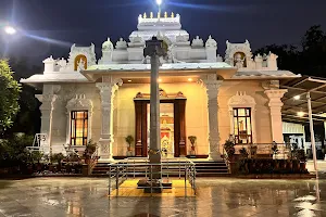 Sri Basaveshwara Gayatri Temple image