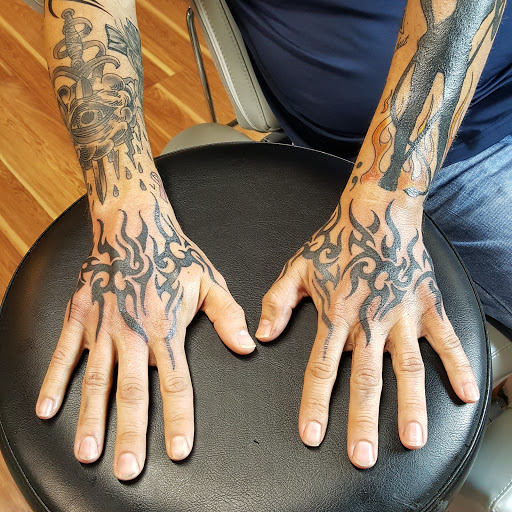 Tattoo Shop «Firefly Tattoo», reviews and photos, 920 N State St #4-5, Girard, OH 44420, USA