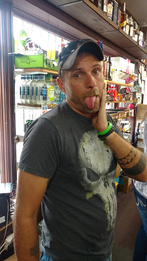 Liquor Store «West Kingsport Package Store», reviews and photos, 2217 W Stone Dr, Kingsport, TN 37660, USA
