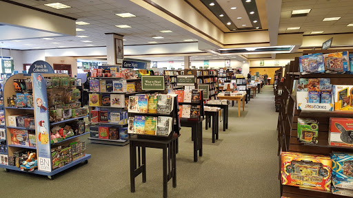 Book Store «Barnes & Noble», reviews and photos, 4325 24th Ave, Fort Gratiot Twp, MI 48059, USA