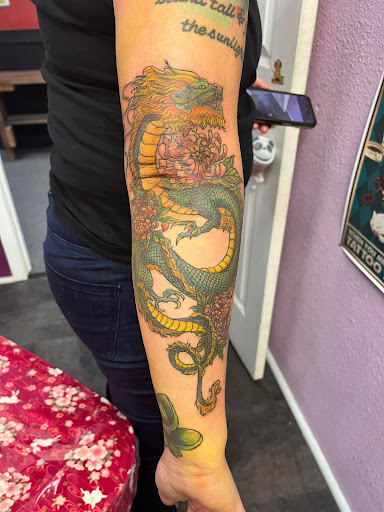 Find tattoo ideas for your mom for your next unique tattoo in Sioux City at Inkspired Atelier