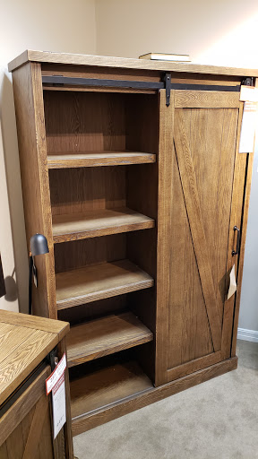 Furniture Store «WG&R Furniture», reviews and photos, 1600 S Koeller St, Oshkosh, WI 54902, USA