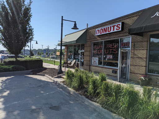 Donut Shop «Fluffy Fresh Donuts», reviews and photos, 5729 Johnson Dr, Shawnee Mission, KS 66202, USA