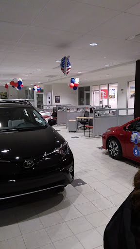 Toyota Dealer «Wellesley Toyota», reviews and photos, 234 Worcester St, Wellesley, MA 02481, USA
