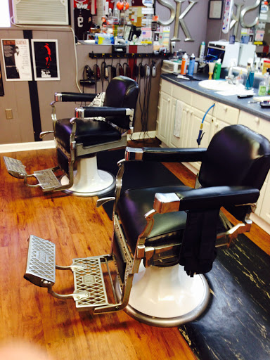 Barber Shop «An Original Str8 Edge Barber Shop», reviews and photos, 119 Mathews Dr, Hilton Head Island, SC 29926, USA