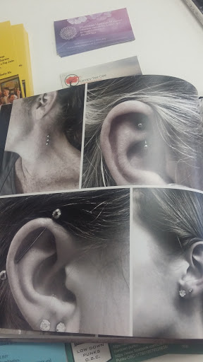 Tattoo Shop «Diamond Thieves Body Piercing and Tattoo», reviews and photos, 1060 Patton Ave, Asheville, NC 28806, USA