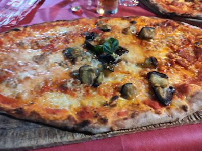 Pizzeria Eureka Via del Cannone, 1, 87027 Paola CS, Italia