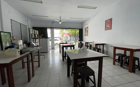 Sahabat Noodle Bar image