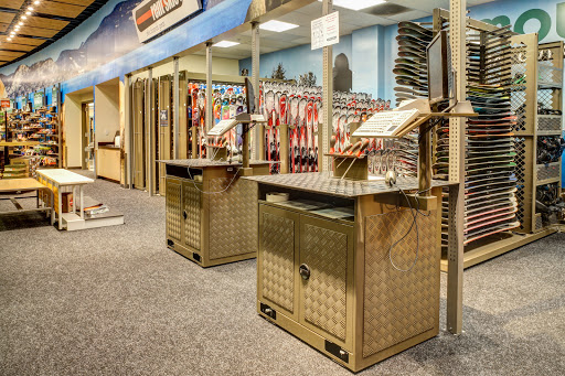 Sporting Goods Store «Any Mountain, Roseville», reviews and photos, 392 Roseville Square, Roseville, CA 95678, USA