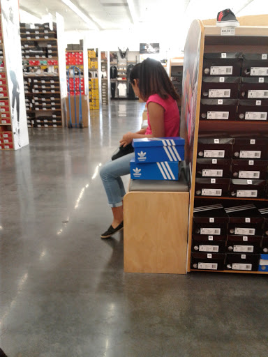 Shoe Store «WSS», reviews and photos, 16209 Paramount Blvd, Paramount, CA 90723, USA