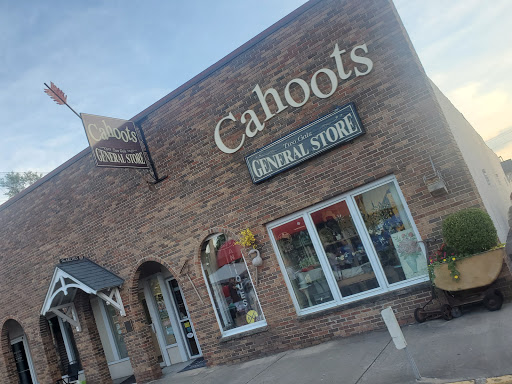 Store «Cahoots-Two Gals General Store», reviews and photos, 53 N Main St #100, Crossville, TN 38555, USA