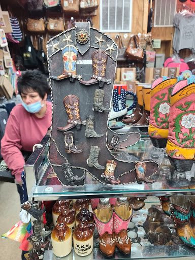 Gift Shop «Legends Gifts», reviews and photos, 424 Broadway, Nashville, TN 37203, USA