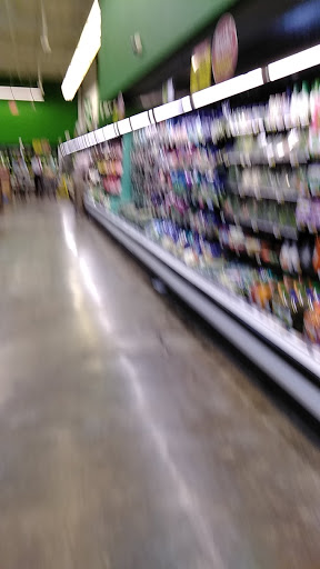 Grocery Store «Food 4 Less», reviews and photos, 4400 Slauson Ave, Maywood, CA 90270, USA