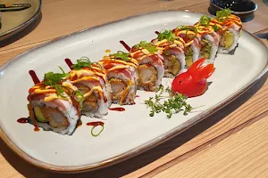 Omy sushi Skælskør image