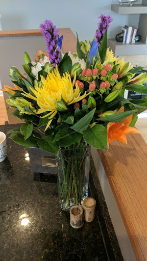 Florist «Belmont Flower Market», reviews and photos, 2532 N Clark St, Chicago, IL 60614, USA