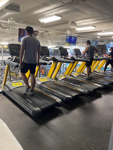 Gym «Chuze Fitness», reviews and photos, 246 E Orangethorpe Ave, Fullerton, CA 92832, USA