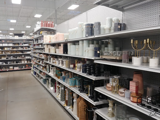 Department Store «HomeGoods», reviews and photos, 65 Commerce Way, Seekonk, MA 02771, USA