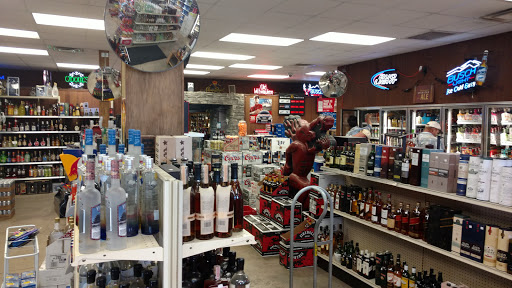 Liquor Store «Lindy Liquor Store», reviews and photos, 613 N Grand Ave, Connersville, IN 47331, USA
