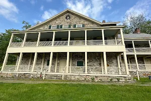 Shippen Manor image