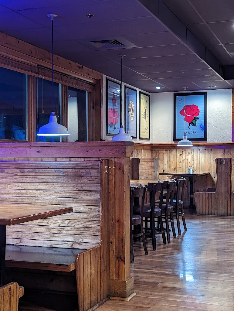 Pericon Mexican Restaurant and Bar 98311