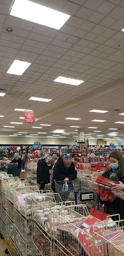 Home Goods Store «Christmas Tree Shops», reviews and photos, 41 Gusabel Ave, Nashua, NH 03063, USA
