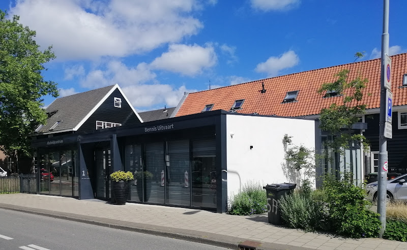 Bennis Uitvaart